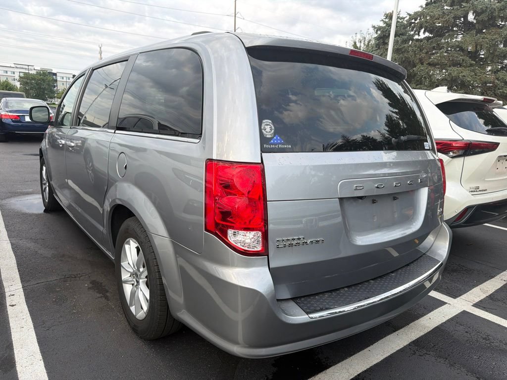 Used 2019 Dodge Grand Caravan SXT FWD image 2