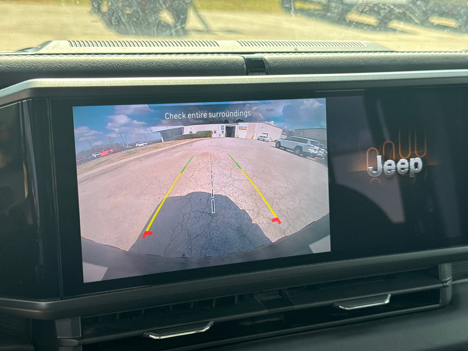 Used 2025 Jeep Wrangler Unlimited Rubicon 4xe w/ Safety Group image 27