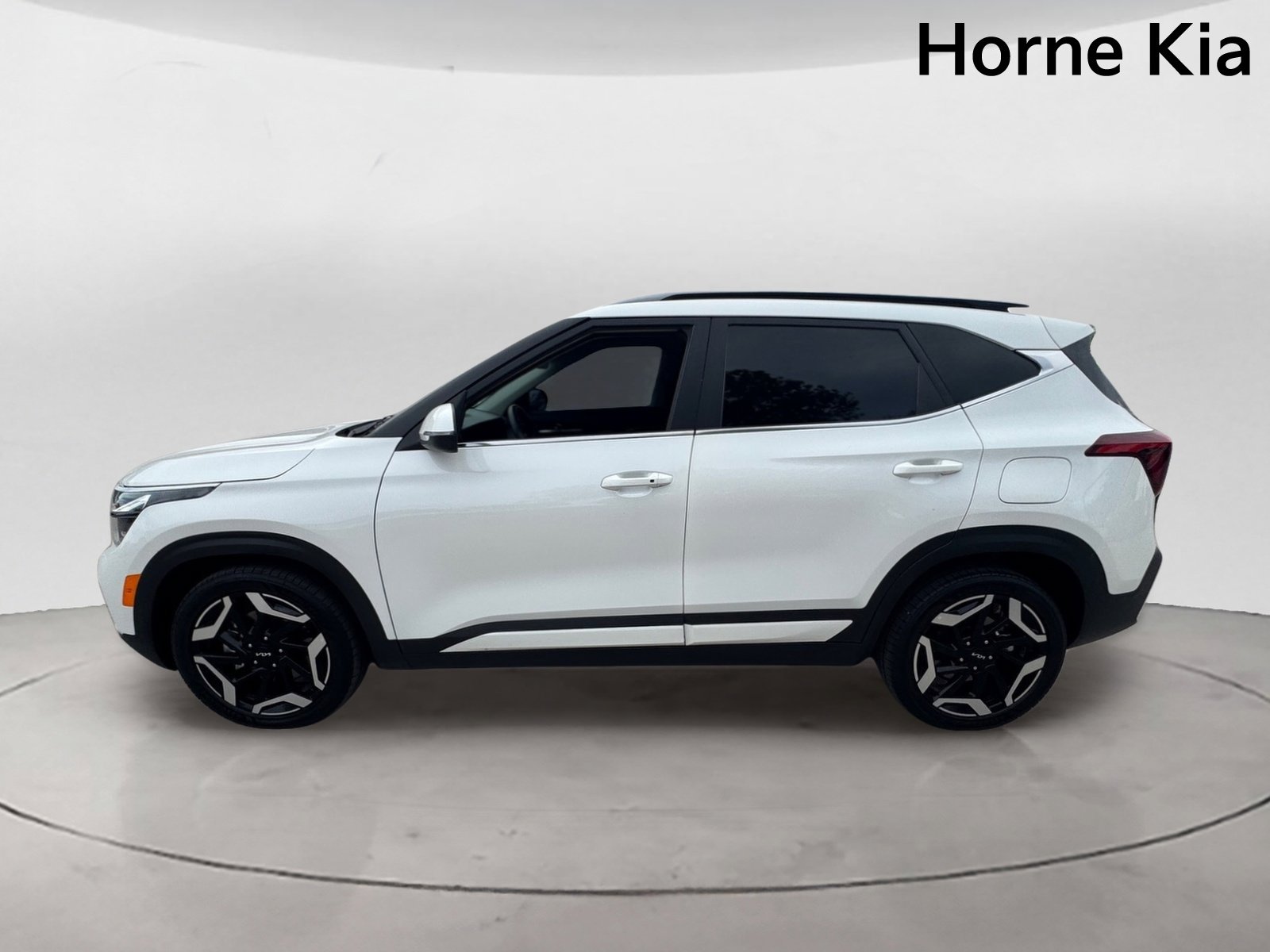 Certified 2024 Kia Seltos SX image 6