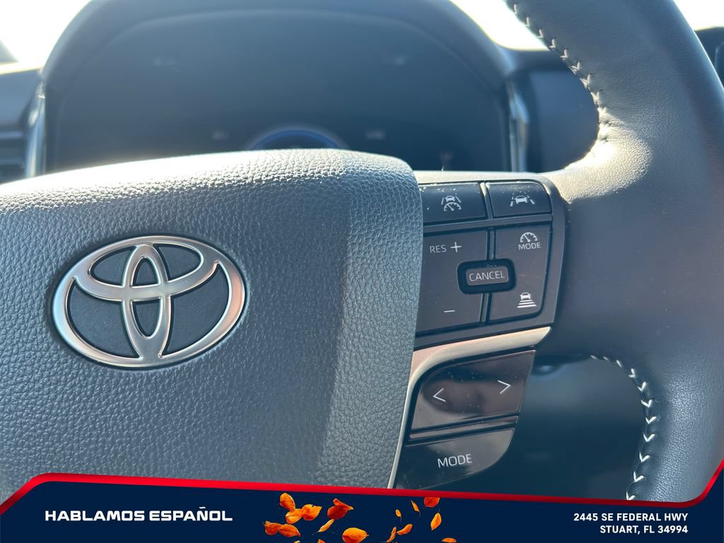 Used 2026 Toyota Camry SE FWD image 19