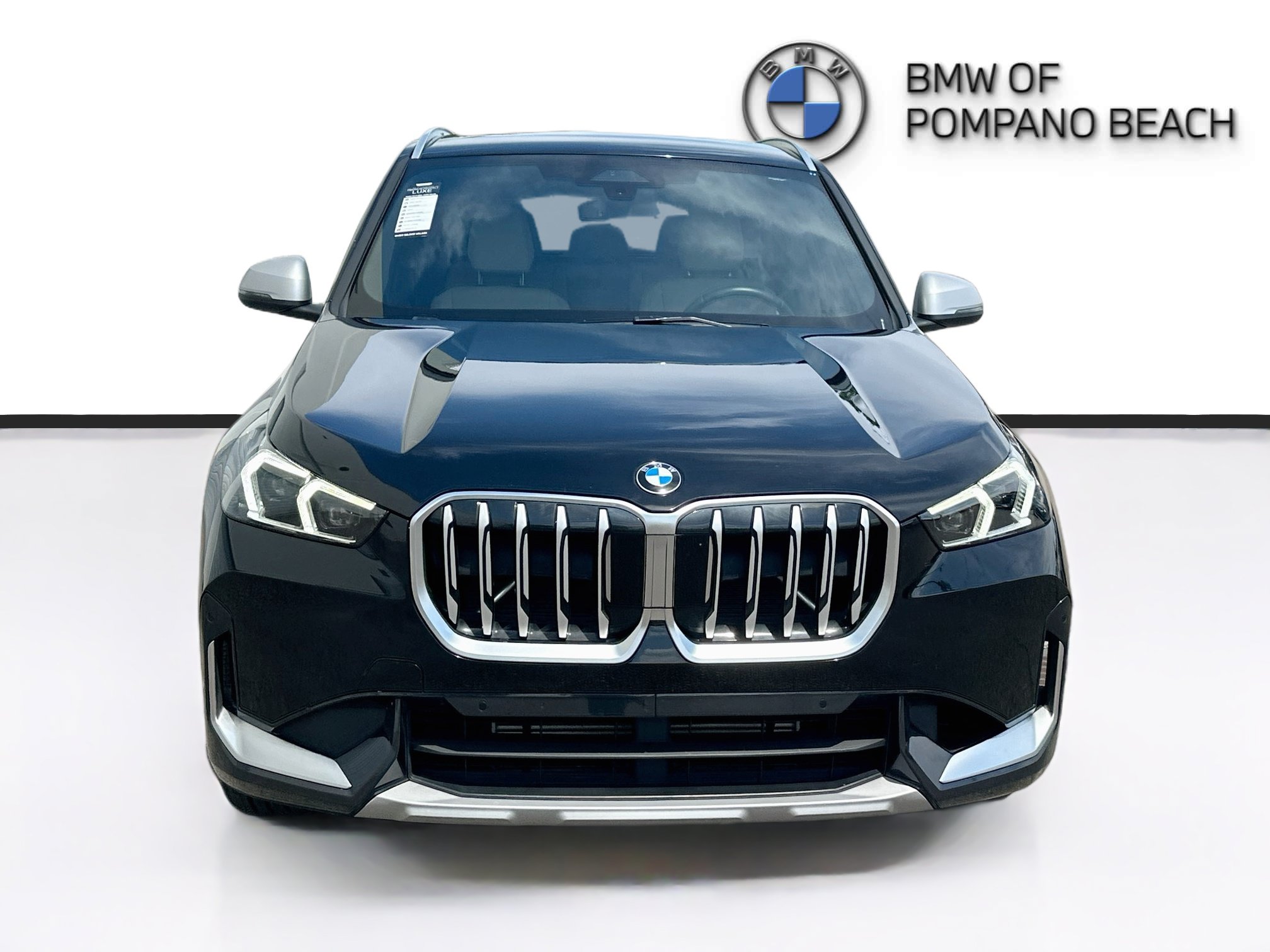 Used 2024 BMW X1 xDrive28i w/ Convenience Package AWD/4WD image 2