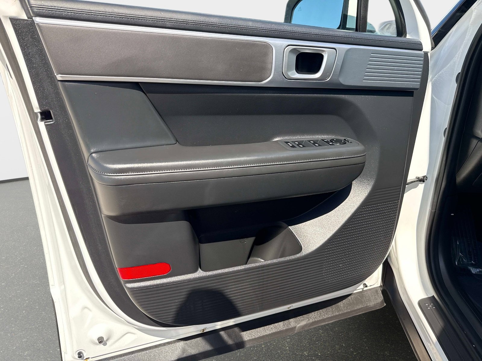 Used 2025 Hyundai Santa Fe SEL image 17