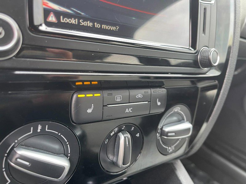 Used 2016 Volkswagen Jetta Sport image 30