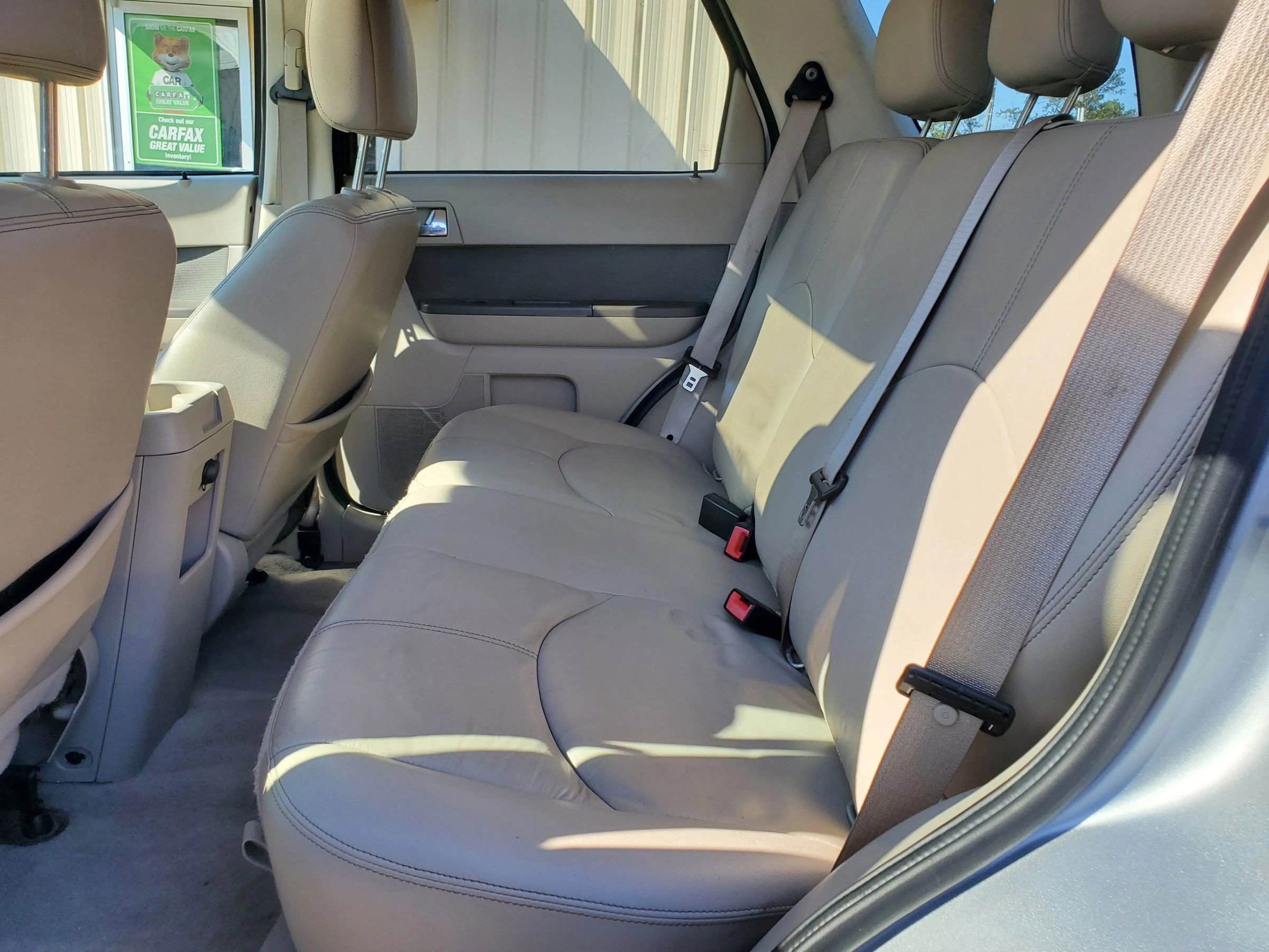 Used 2010 Mercury Mariner Premier image 33