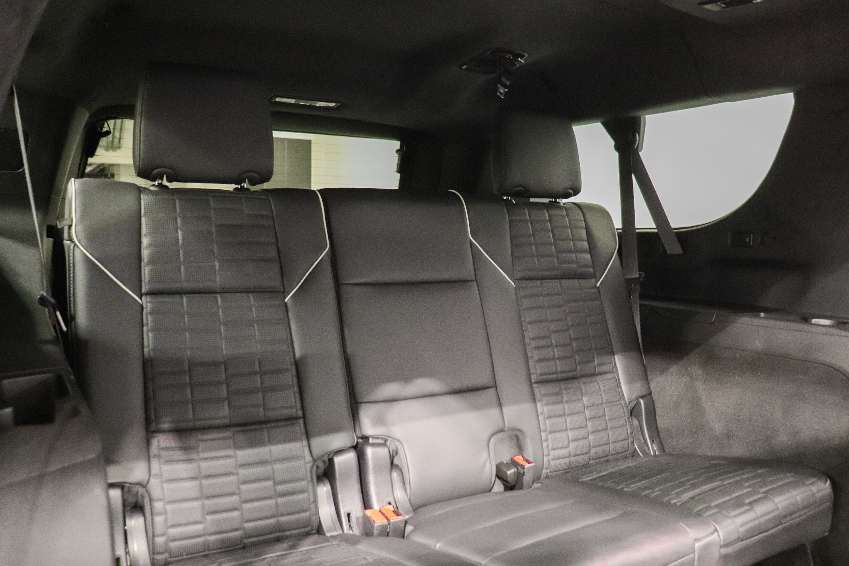 Used 2023 Cadillac Escalade ESV Sport Platinum w/ LPO, ONYX Package image 25