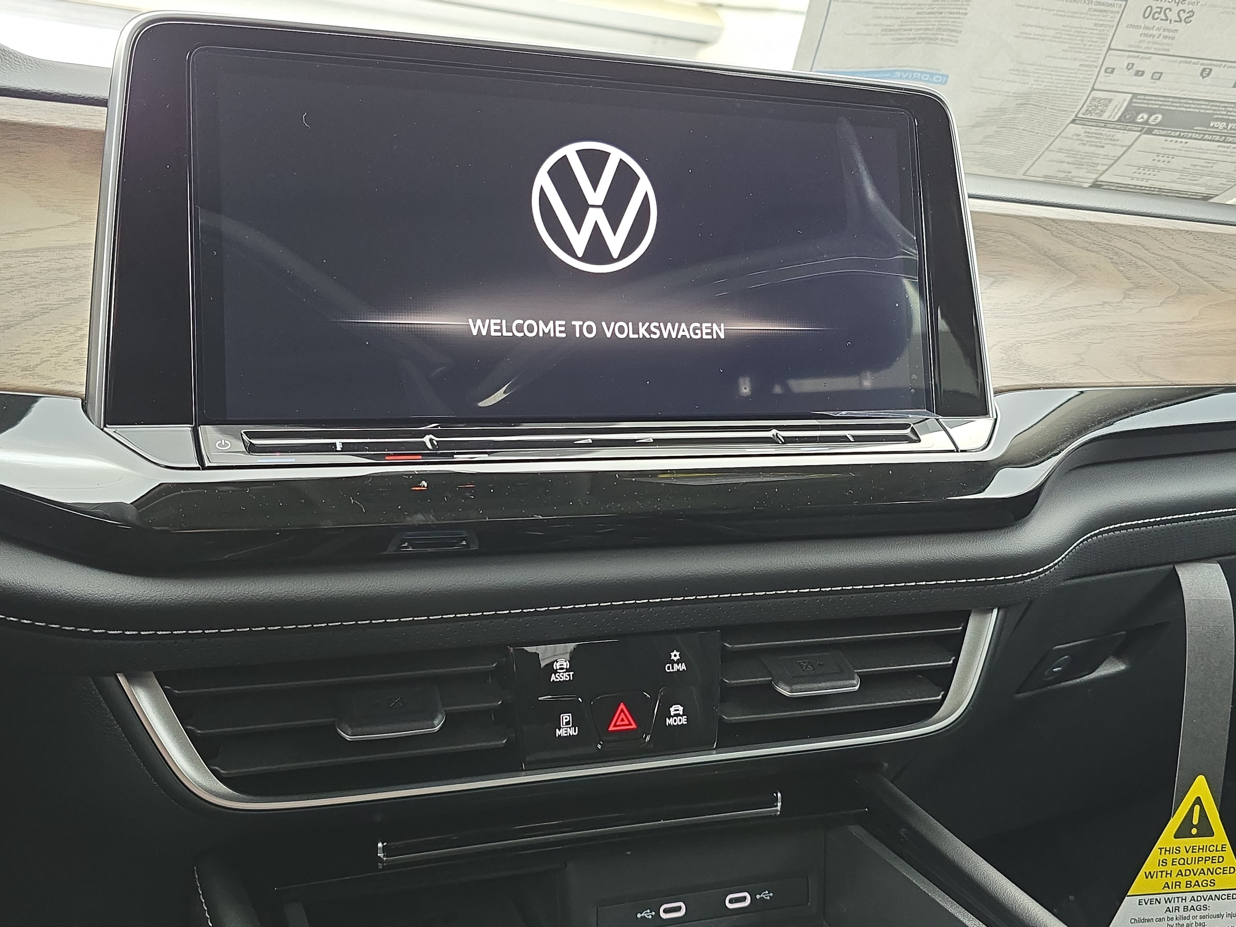 New 2026 Volkswagen Atlas SE FWD image 21