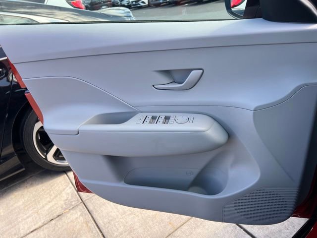 New 2026 Hyundai Kona SE image 17