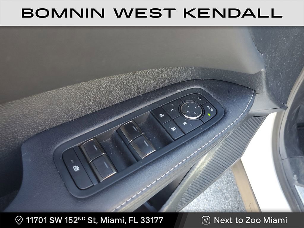 Used 2023 Lexus RX 350 Premium image 23