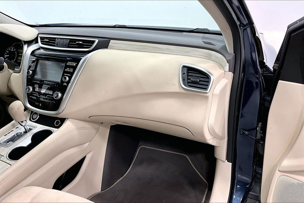 Used 2016 Nissan Murano S image 18