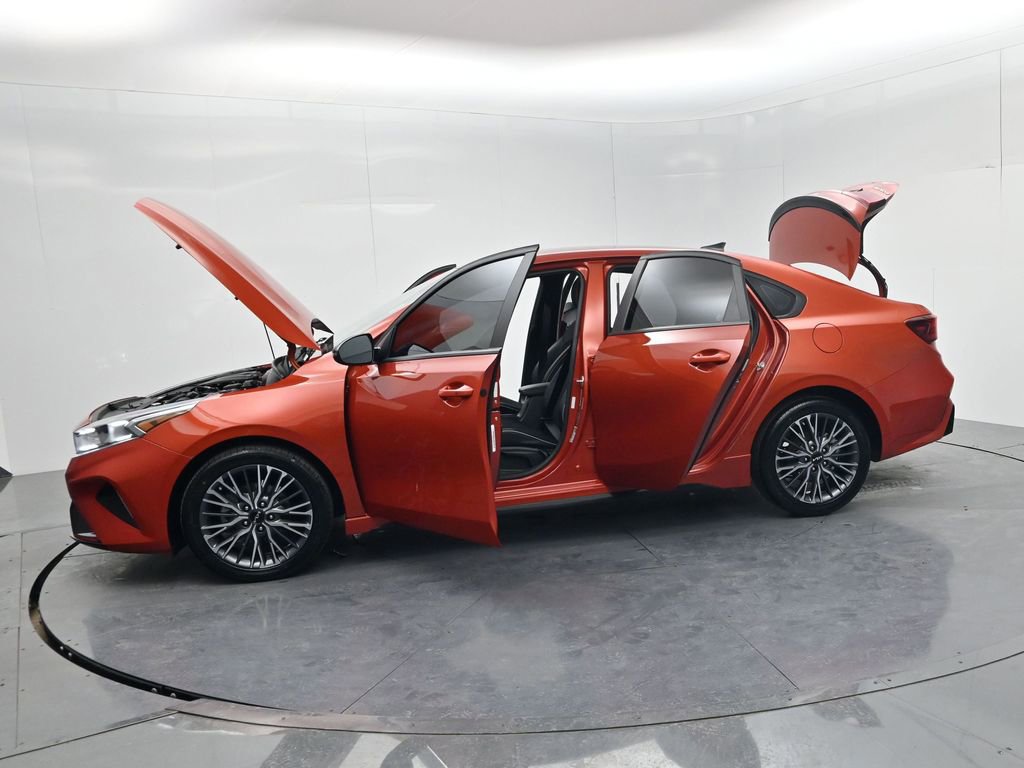 Certified 2023 Kia Forte GT-Line image 55