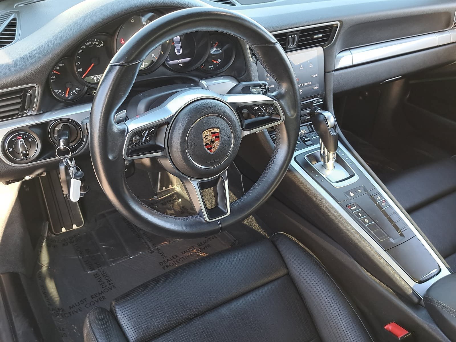 Used 2019 Porsche 911 Carrera 4S AWD/4WD image 16