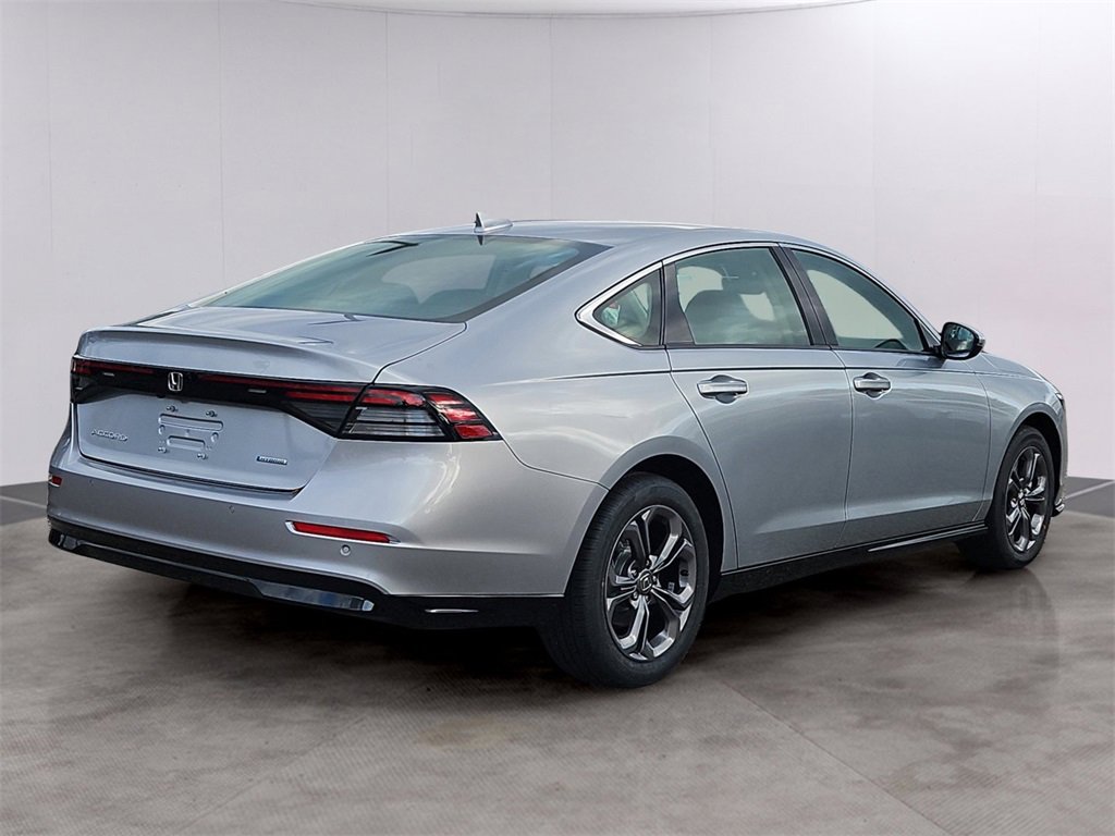 New 2025 Honda Accord EX-L image 3