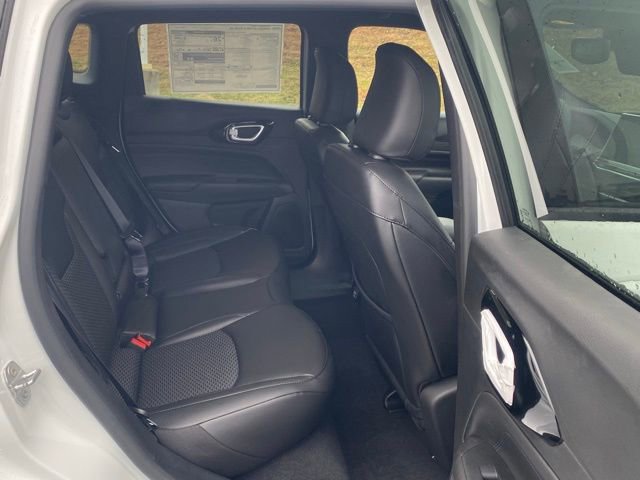 New 2026 Jeep Compass Latitude image 31