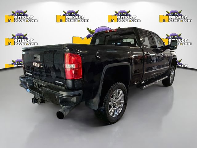 Used 2018 GMC Sierra 2500 Denali w/ Suspension Package, Off-Road AWD/4WD image 4