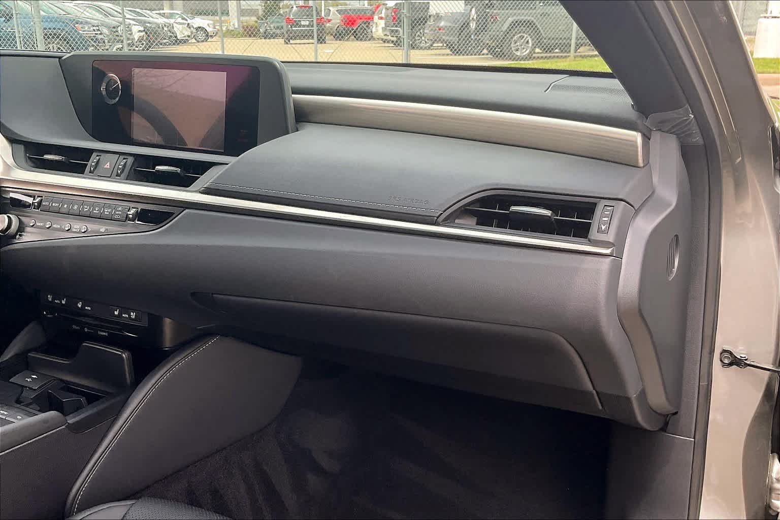 Used 2021 Lexus ES 350 F Sport w/ Accessory Package FWD image 37