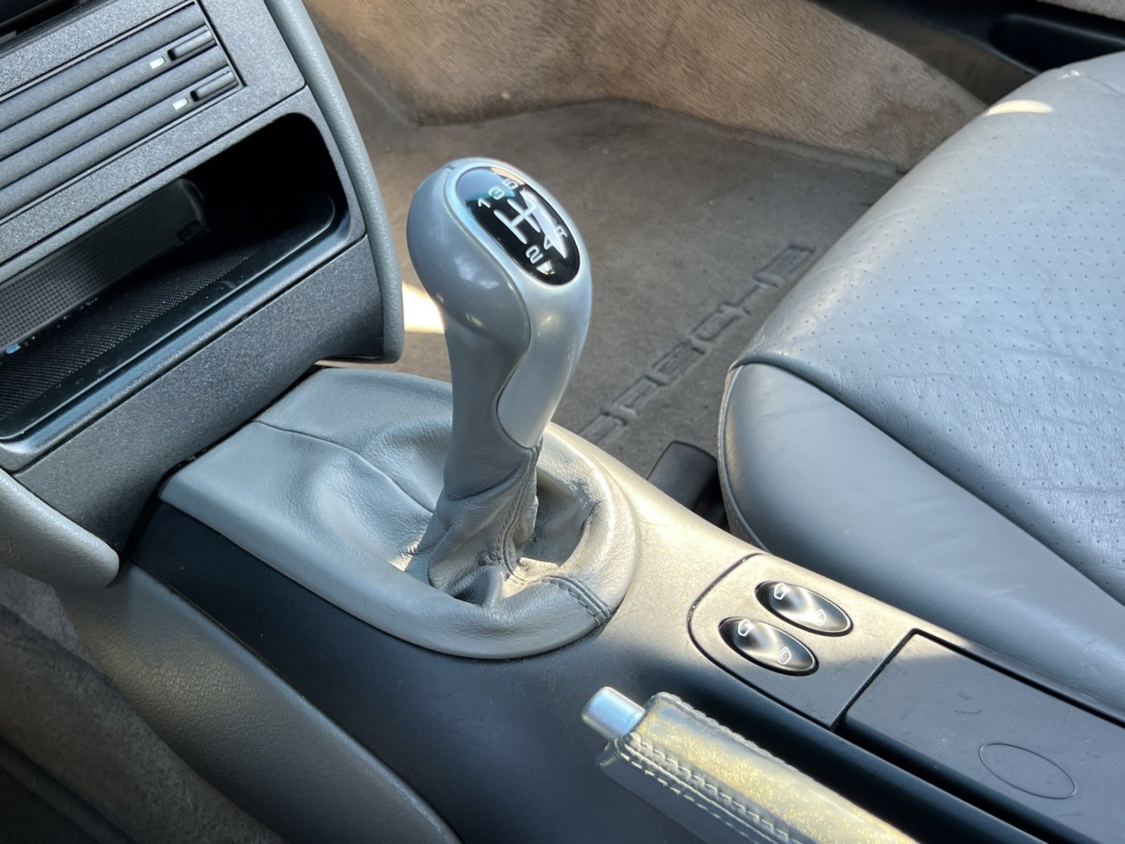 Used 2003 Porsche Boxster image 23