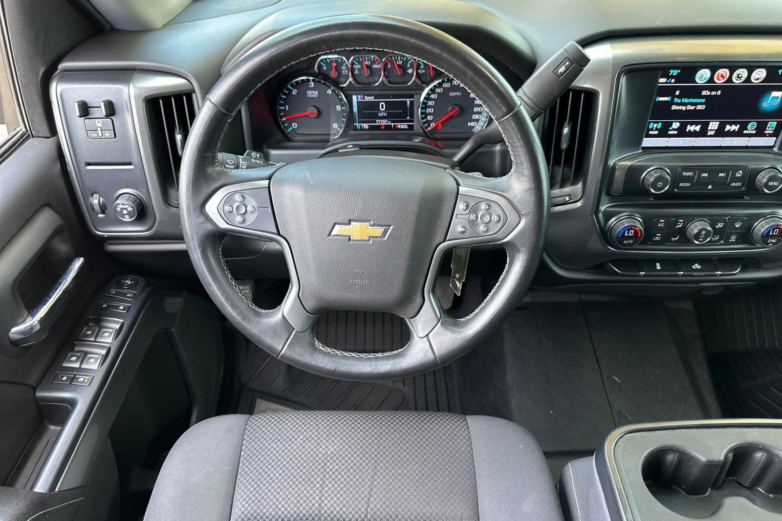 Used 2018 Chevrolet Silverado 1500 LT w/ All Star Edition RWD image 15