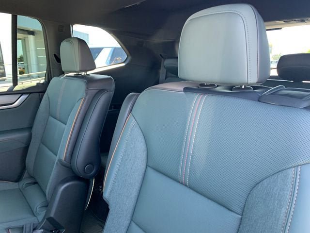 New 2026 GMC Acadia AT4 w/ Super Cruise Package AWD/4WD image 11