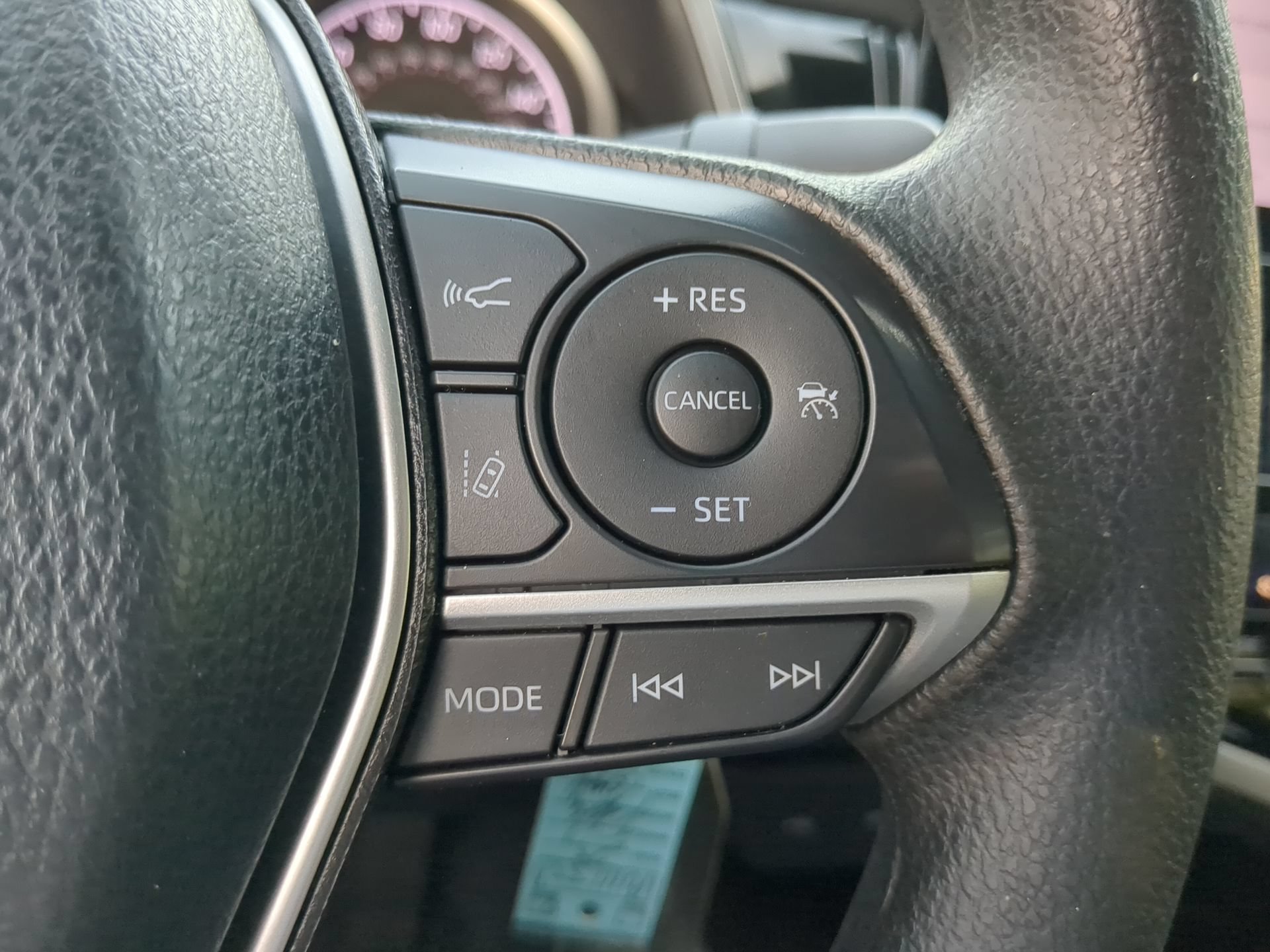 Used 2023 Toyota Camry LE FWD image 63