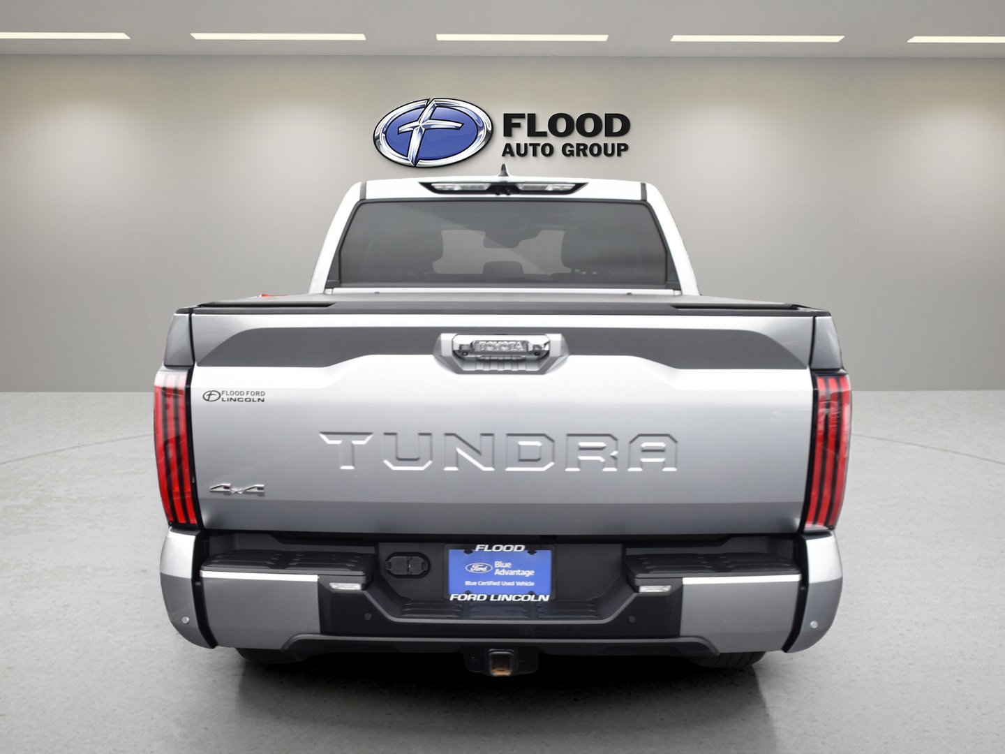Used 2023 Toyota Tundra Limited AWD/4WD image 5