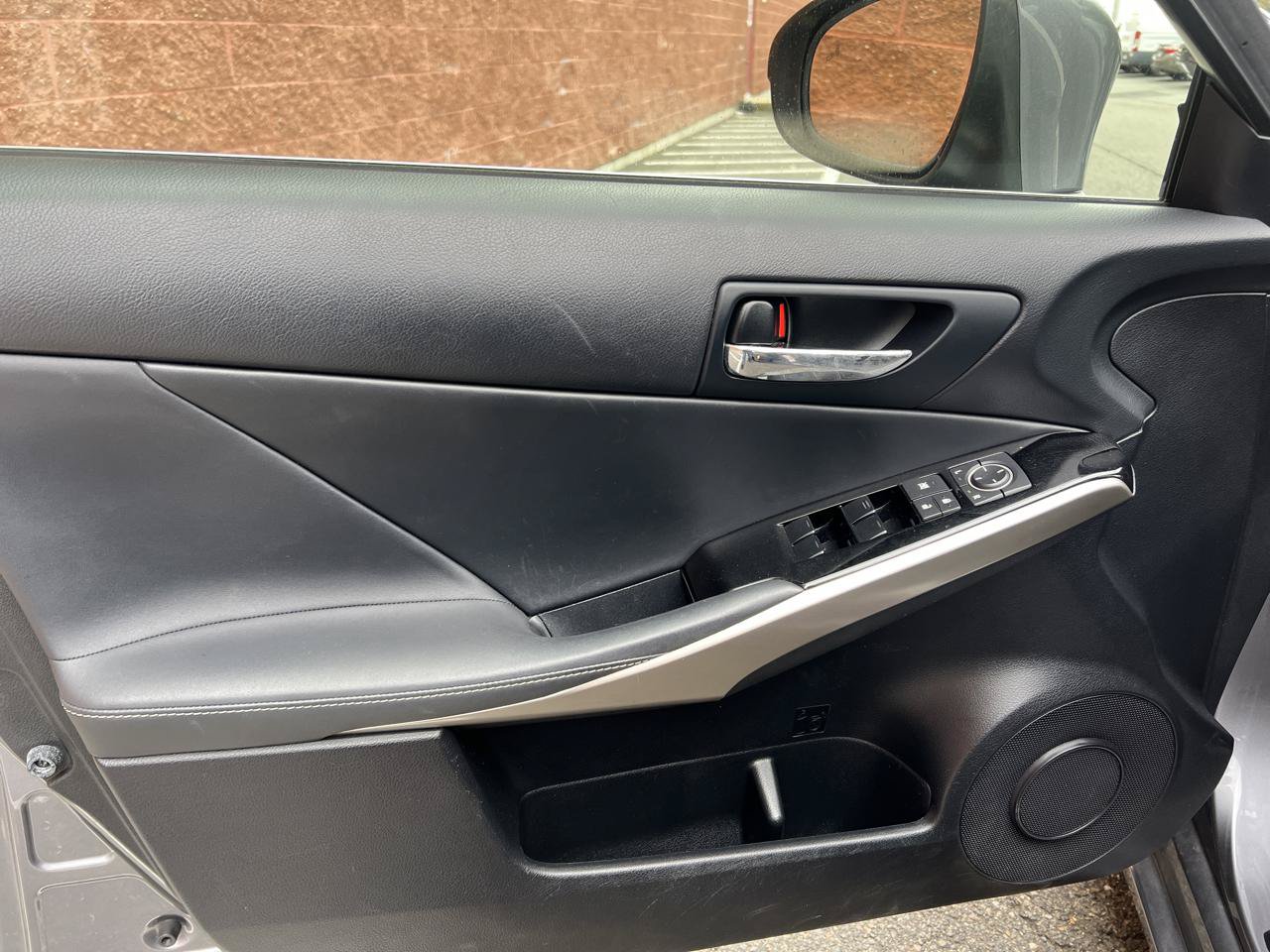 Used 2016 Lexus IS 300 AWD w/ Navigation System Package image 18