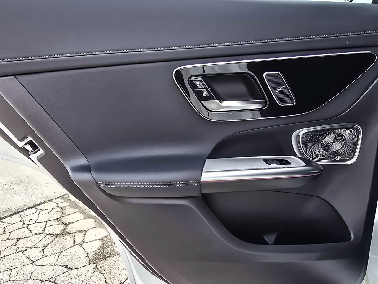 Used 2026 Mercedes-Benz GLC 300 4MATIC image 30