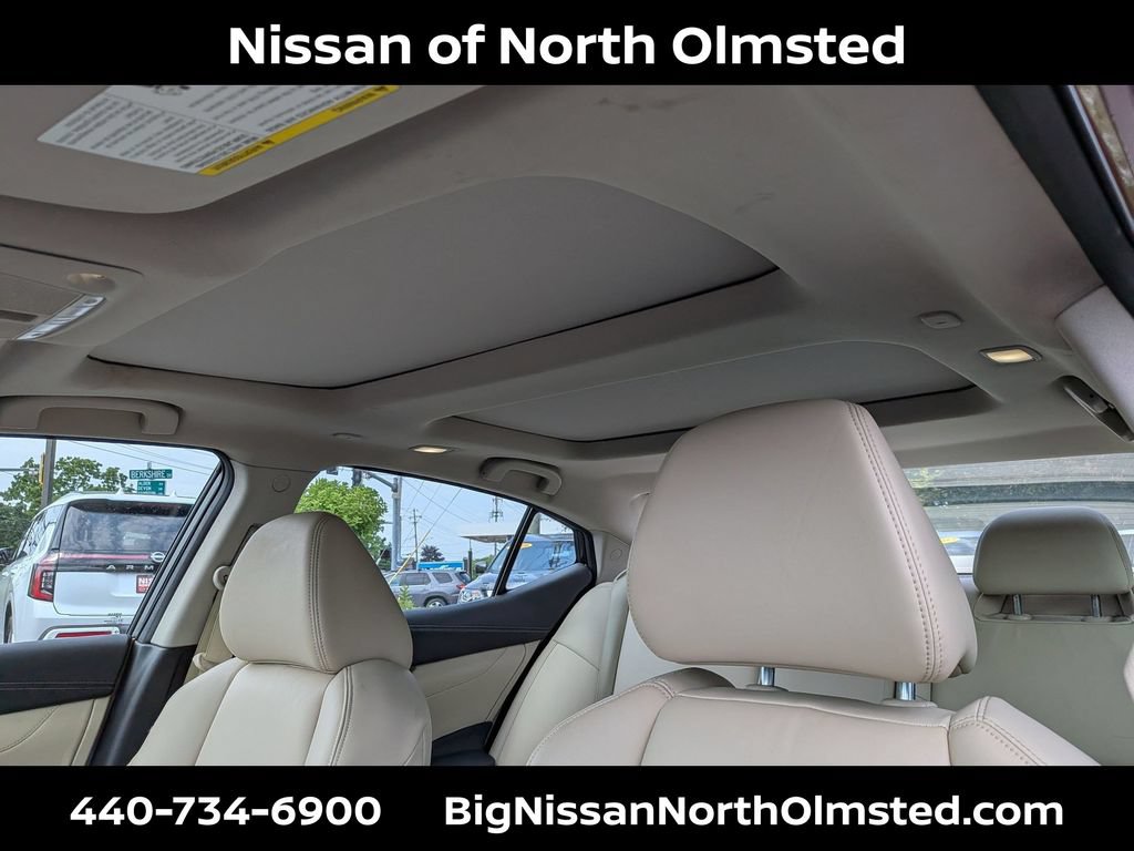 Used 2016 Nissan Maxima Platinum FWD image 22