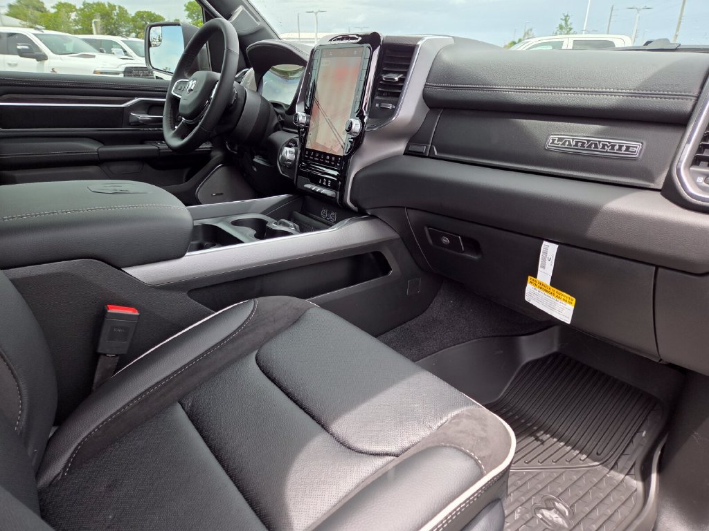 New 2027 RAM 1500 Laramie w/ Night Edition RWD image 14