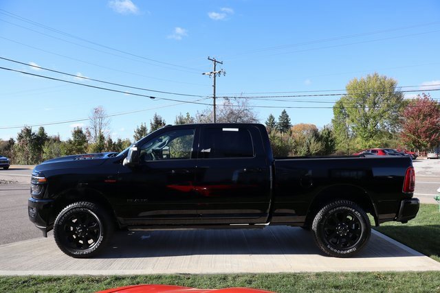 Used 2025 RAM 3500 Laramie image 36