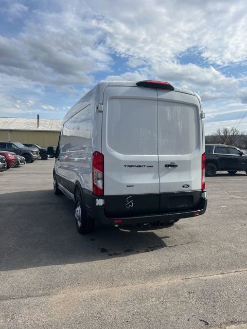 Used 2026 Ford Transit 250 148 Medium Roof Extended AWD w/ Load Area Protection Package image 9