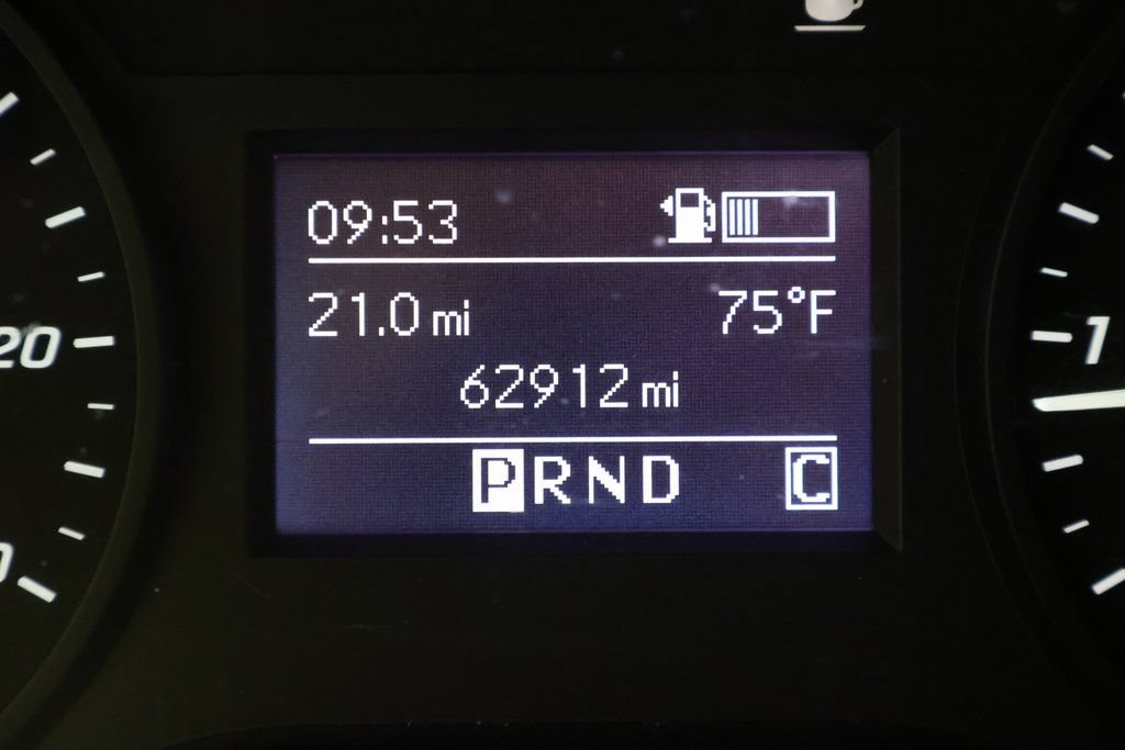 Used 2022 Mercedes-Benz Metris Passenger image 17