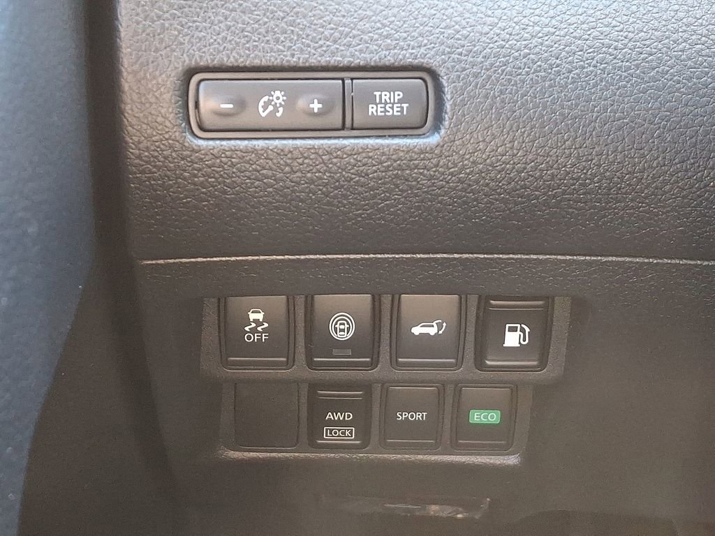 Used 2019 Nissan Rogue SV image 23