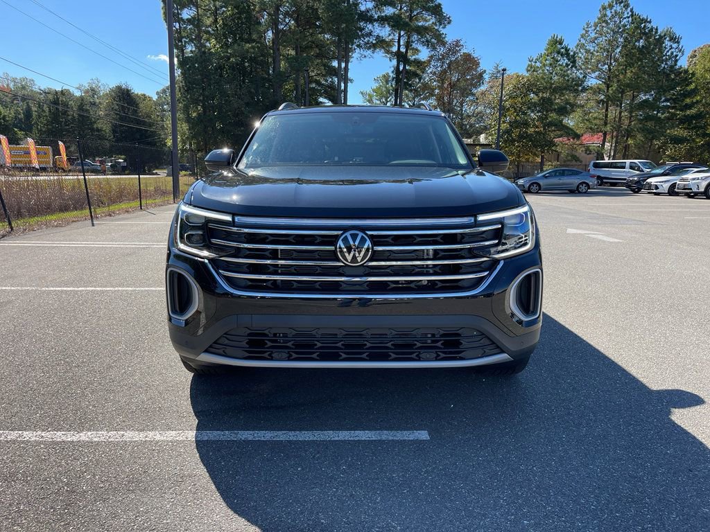 New 2026 Volkswagen Atlas SE FWD image 3