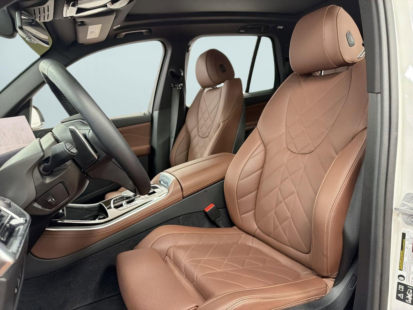 Certified 2024 BMW X5 xDrive40i w/ Premium Package image 5