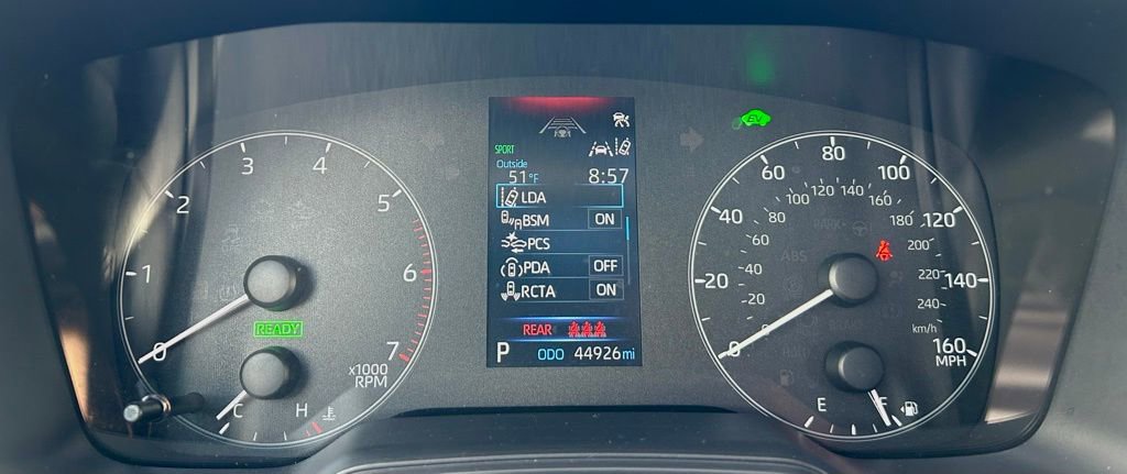 Certified 2024 Toyota Corolla SE w/ SE Package FWD image 19