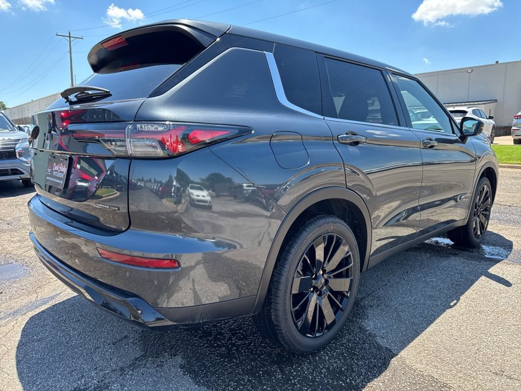 New 2026 Mitsubishi Outlander LE FWD image 4