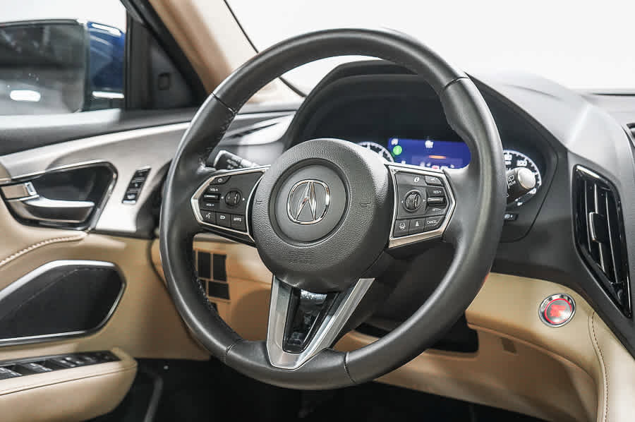 Used 2024 Acura RDX SH-AWD image 17