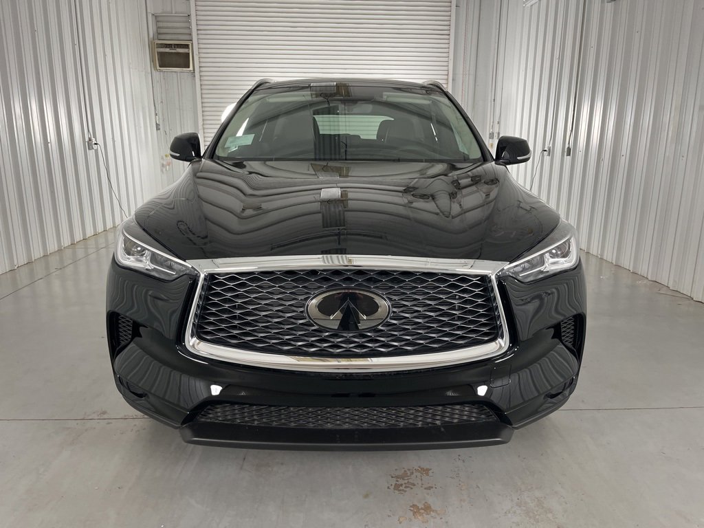 Certified 2025 INFINITI QX50 Luxe image 2