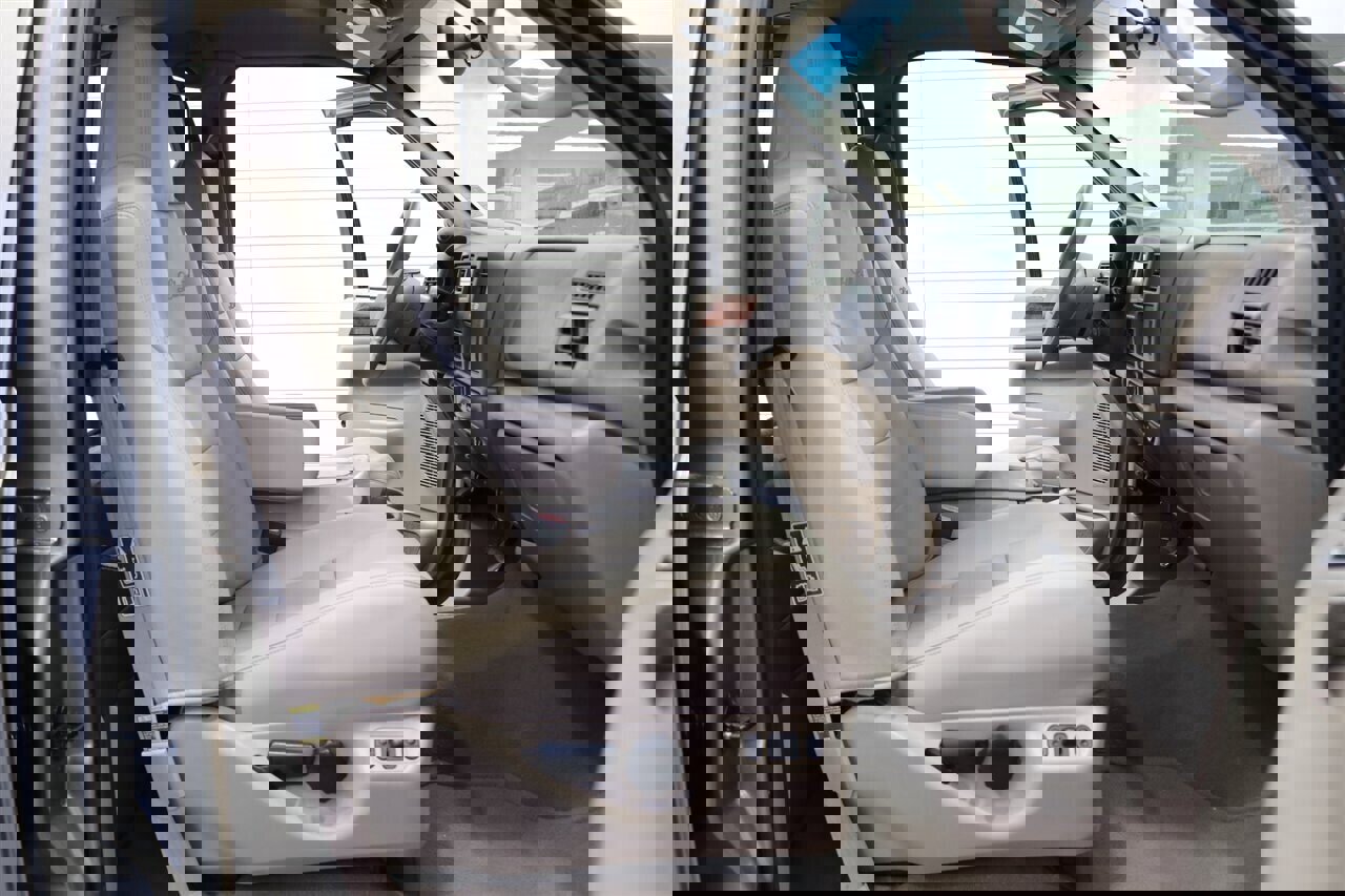 Used 2002 Ford Excursion Limited image 75