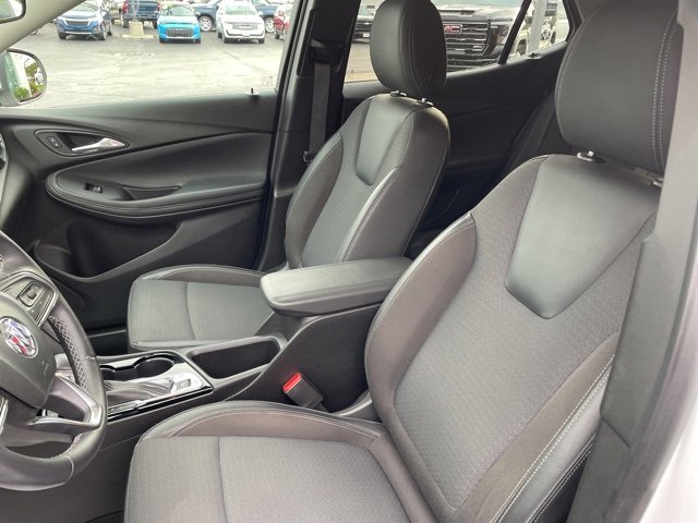 Used 2020 Buick Encore GX Preferred w/ Cold Weather Comfort Package image 10