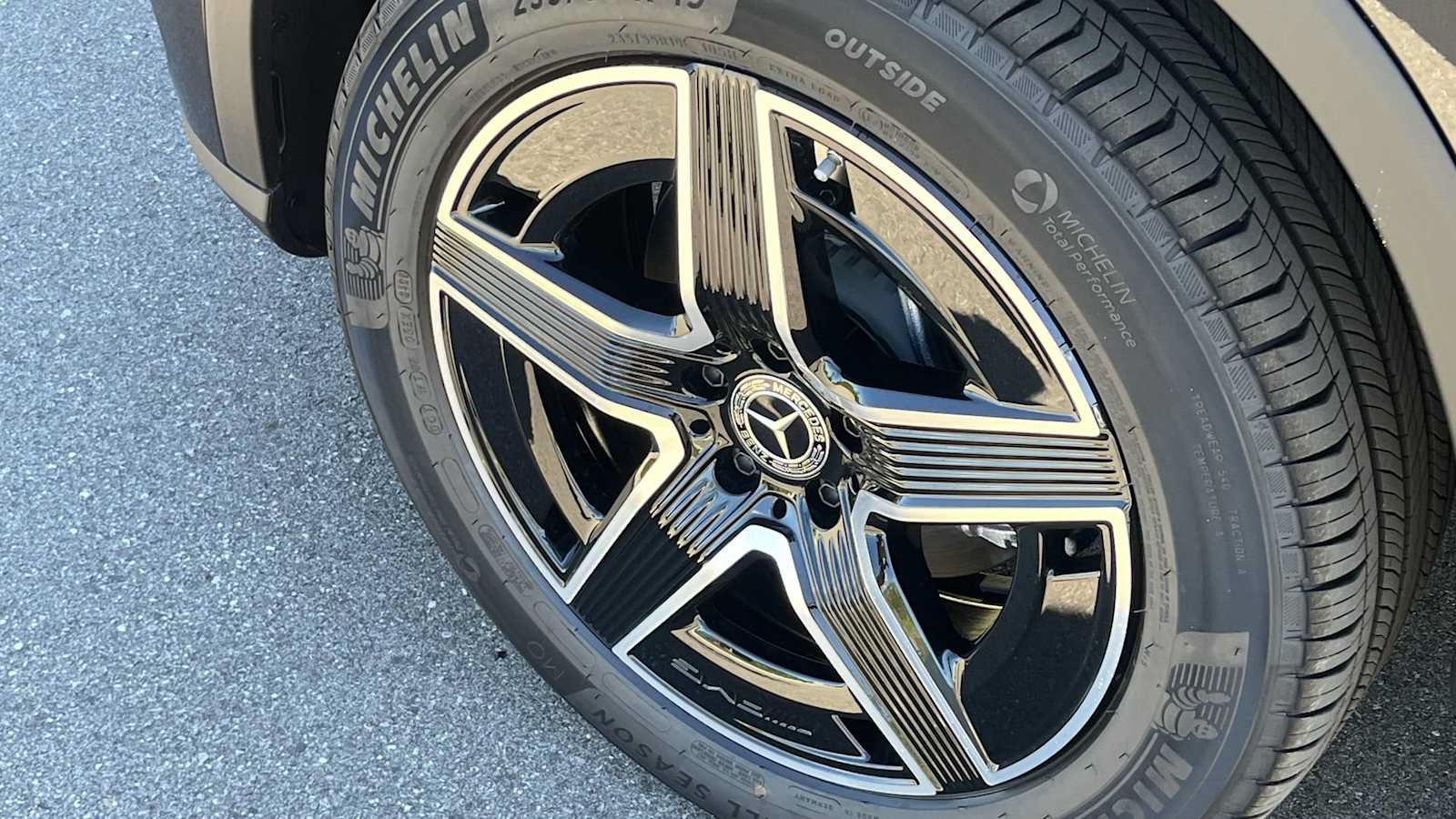 Used 2027 Mercedes-Benz GLC 300 4MATIC image 23