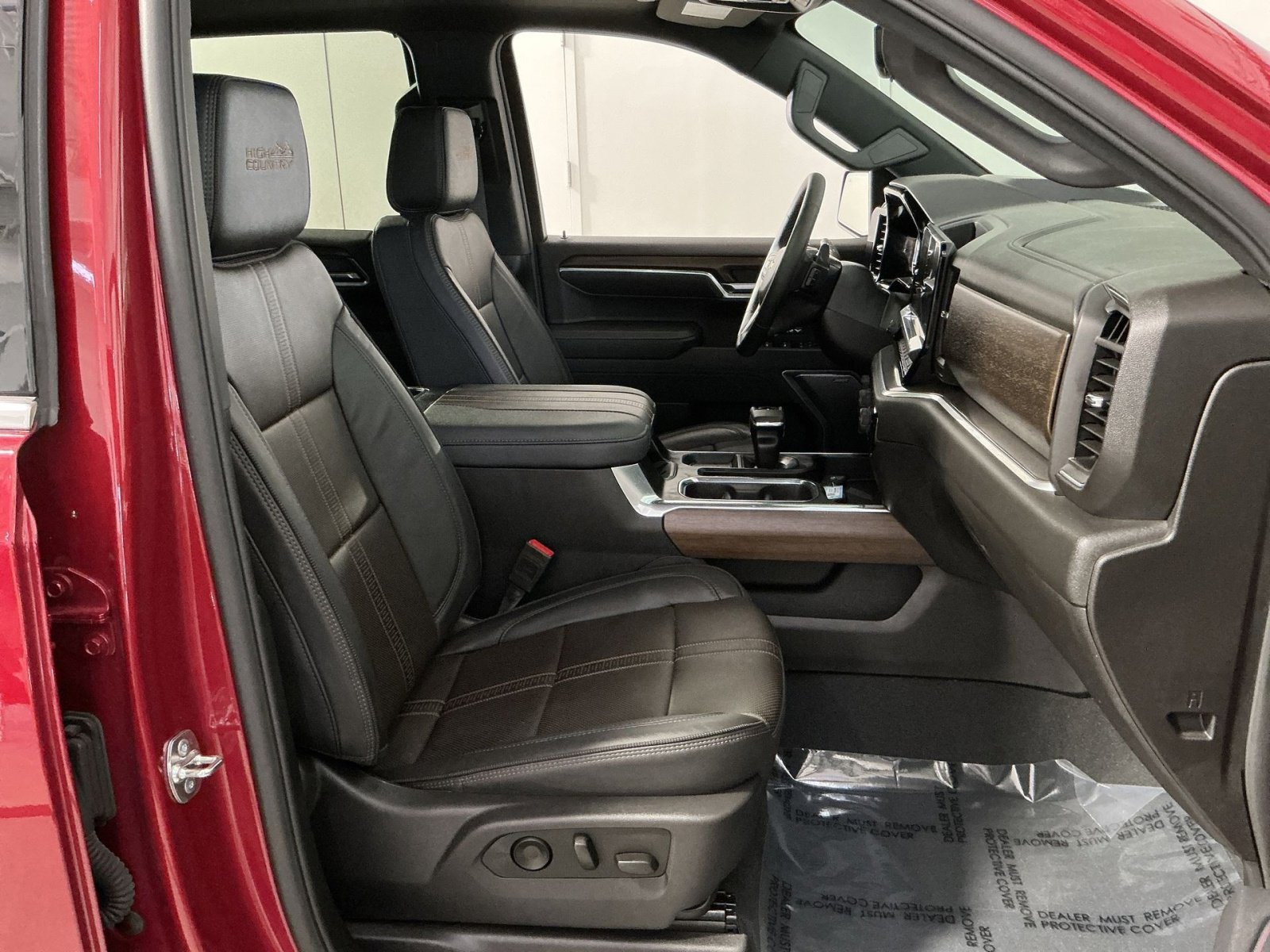 Used 2025 Chevrolet Silverado 1500 High Country image 34