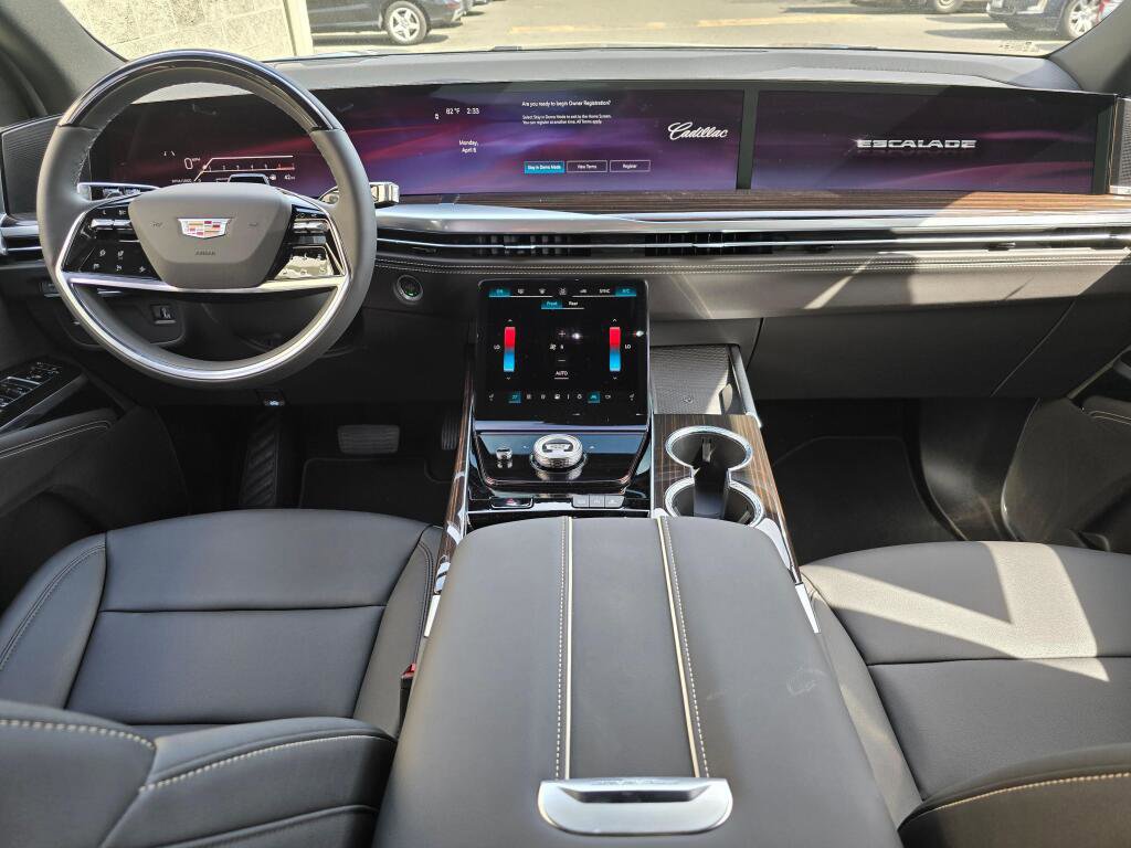 New 2026 Cadillac Escalade 4WD image 26