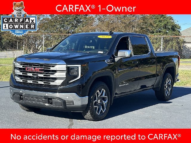 Used 2025 GMC Sierra 1500 SLE w/ Preferred Package AWD/4WD image 3