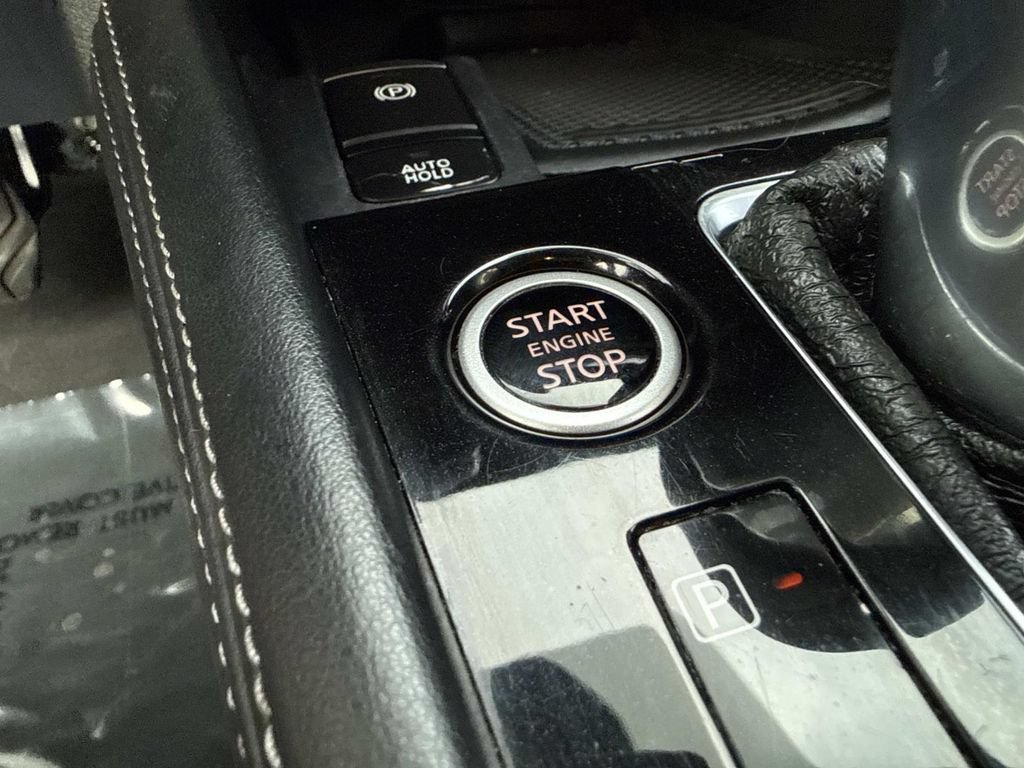 Used 2022 Nissan Kicks SV FWD image 32