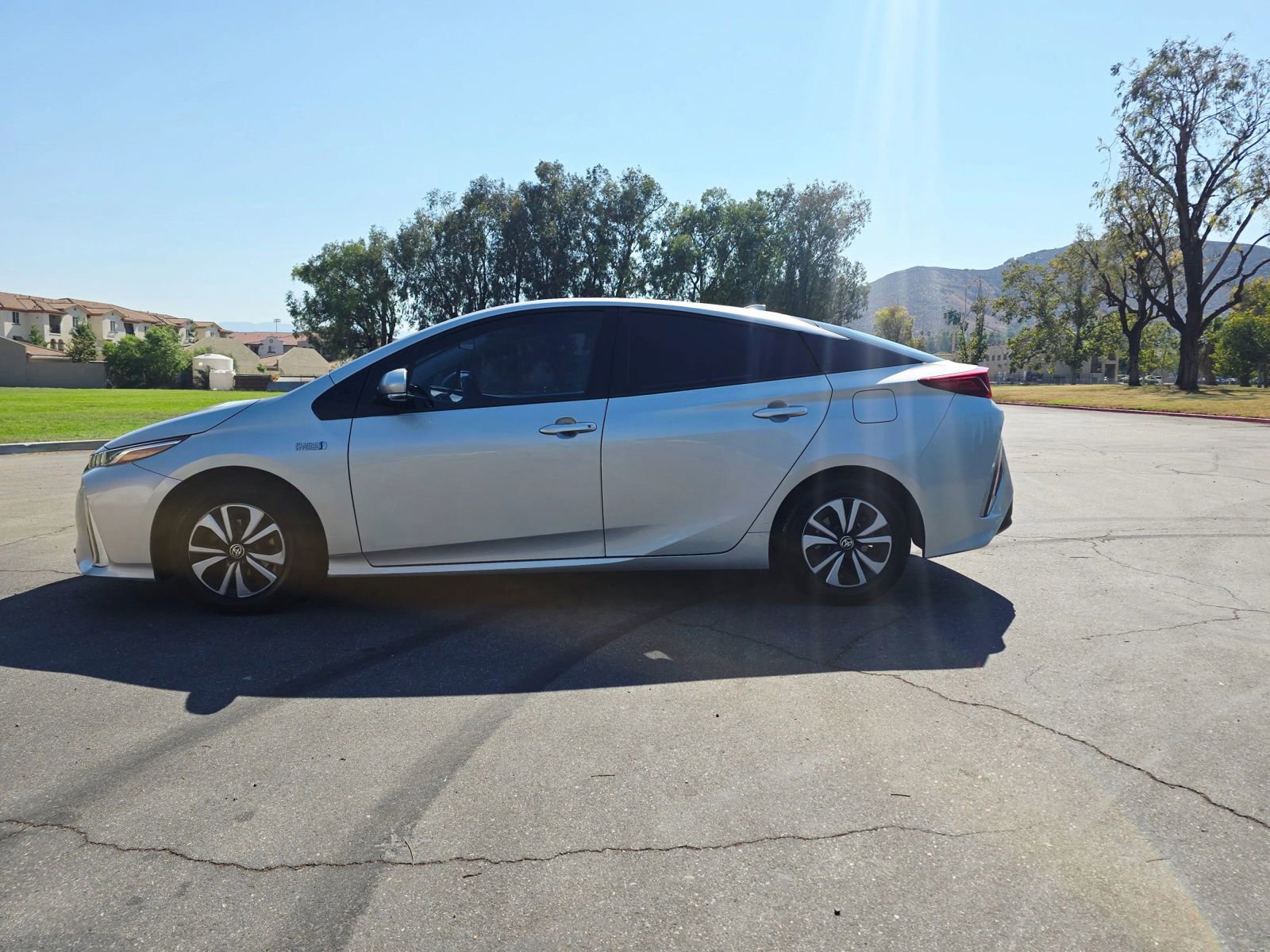 Used 2018 Toyota Prius Prime Premium image 5