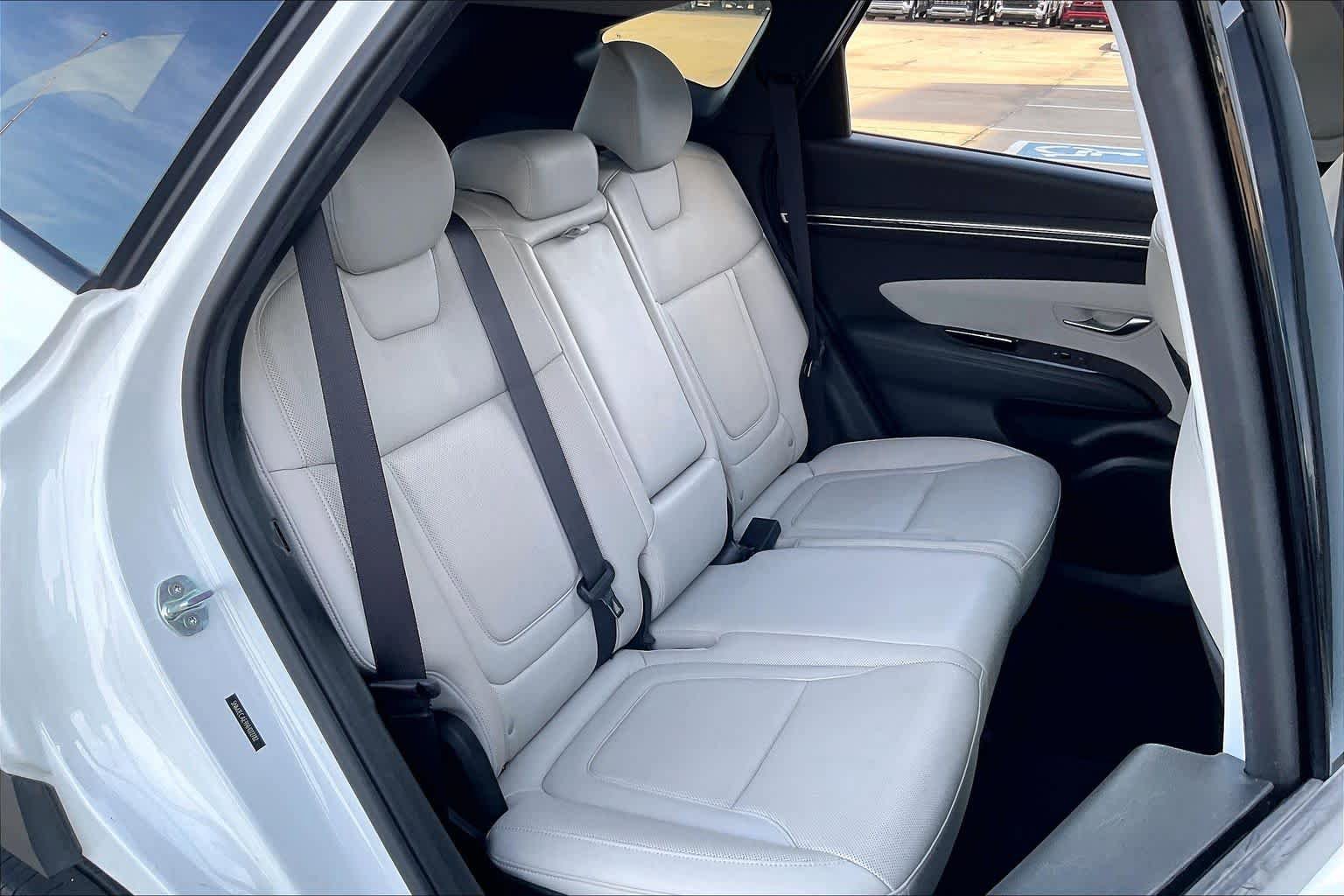 Used 2022 Hyundai Tucson Limited AWD/4WD image 18