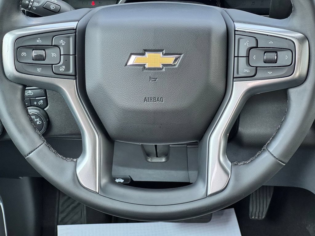 Used 2024 Chevrolet Silverado 1500 LT AWD/4WD image 20