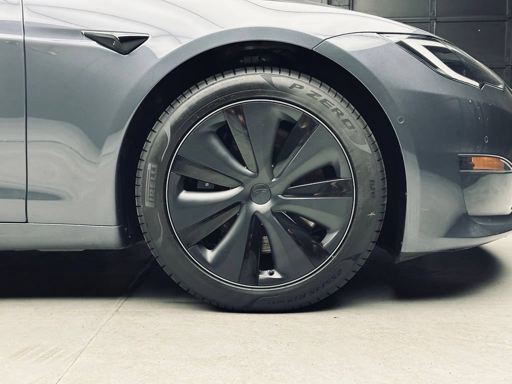 Used 2022 Tesla Model S Plaid AWD/4WD image 38