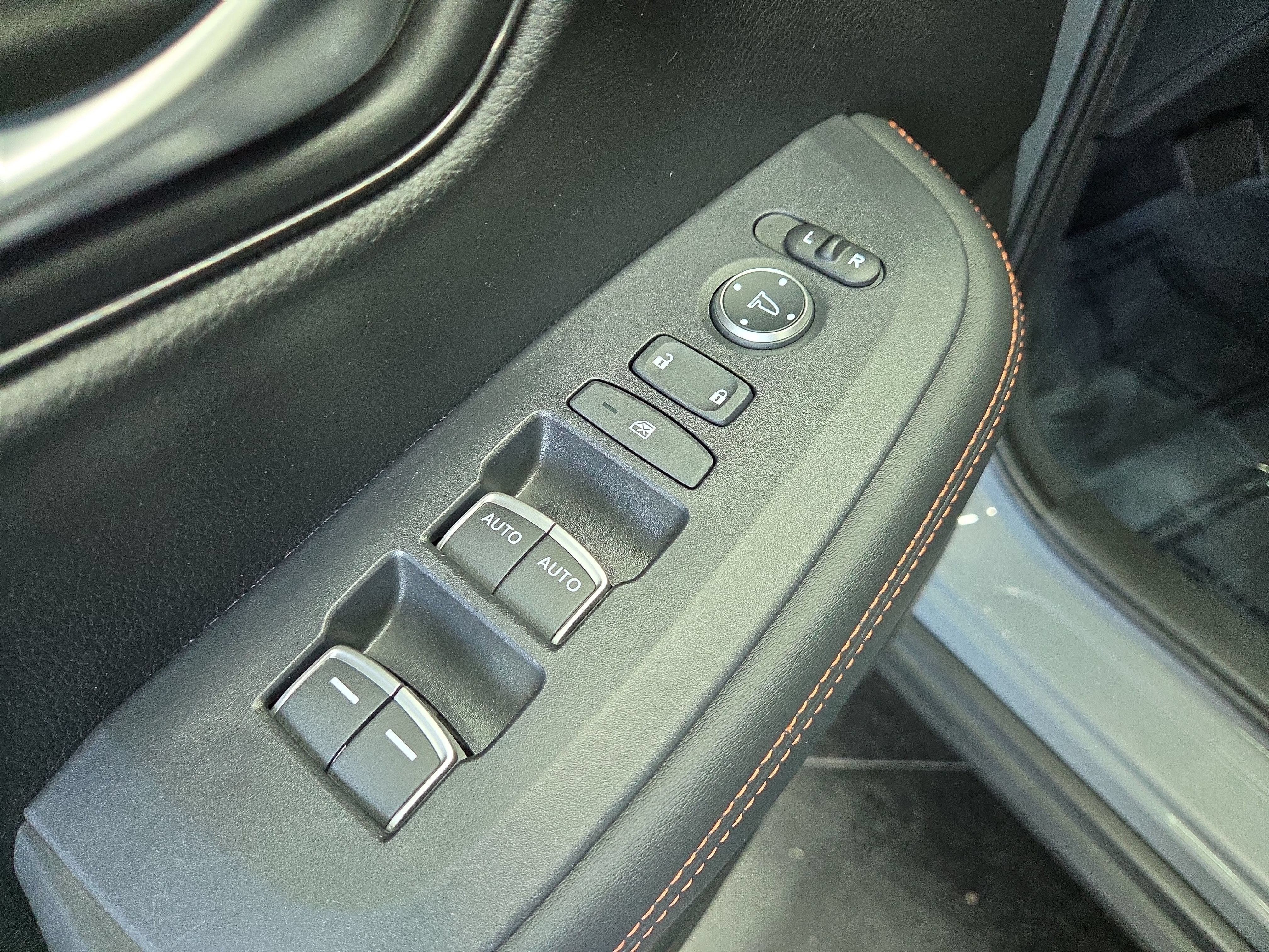 Used 2024 Honda HR-V Sport image 14